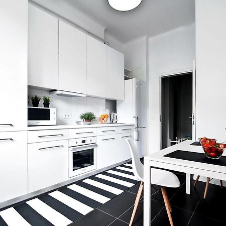 Extra Hostel "Easy Kaunas" Экстерьер фото